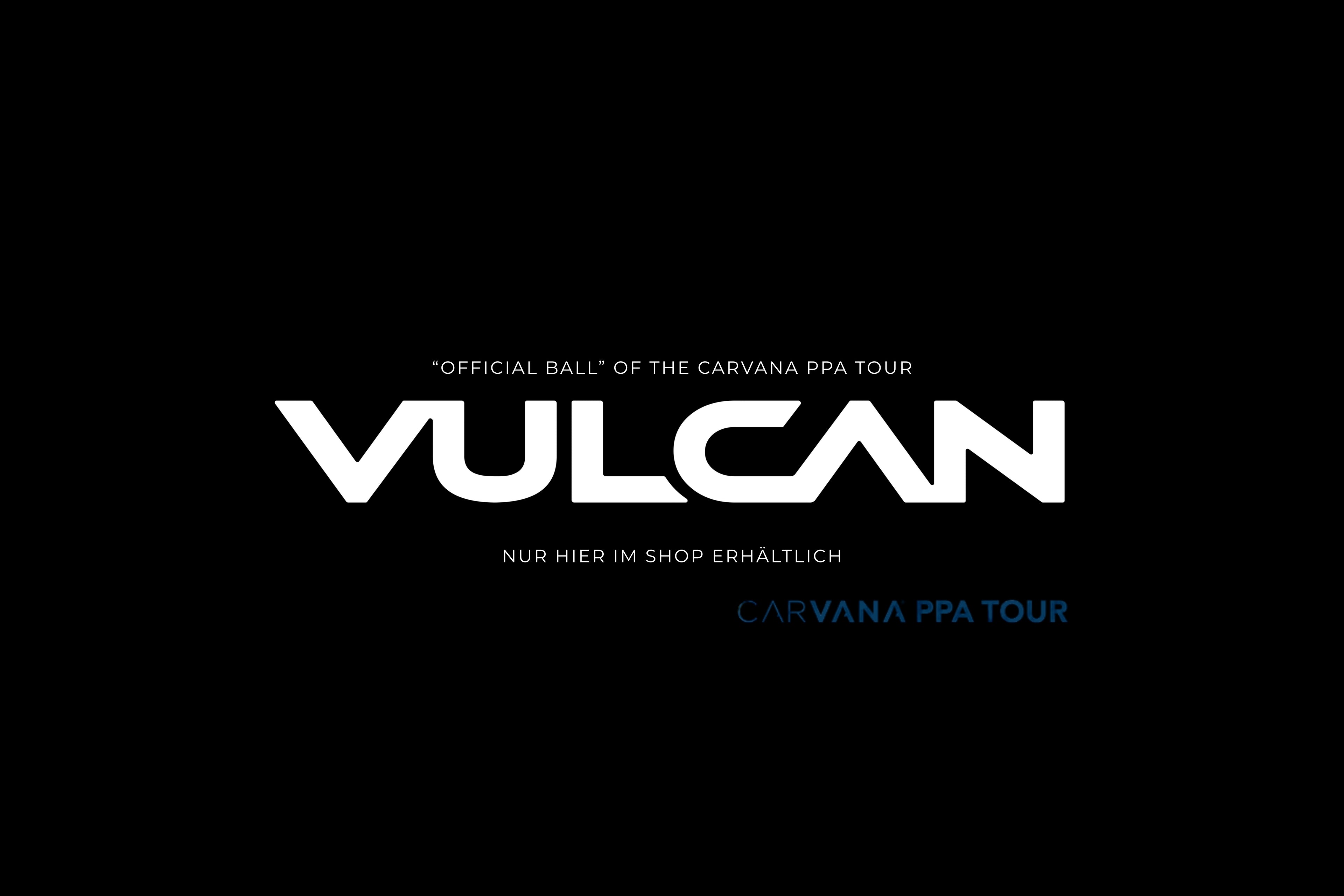 Vulcan Logo mit dem Hinweis ‚Official Ball of the Carvana PPA Tour‘ auf schwarzem Hintergrund.